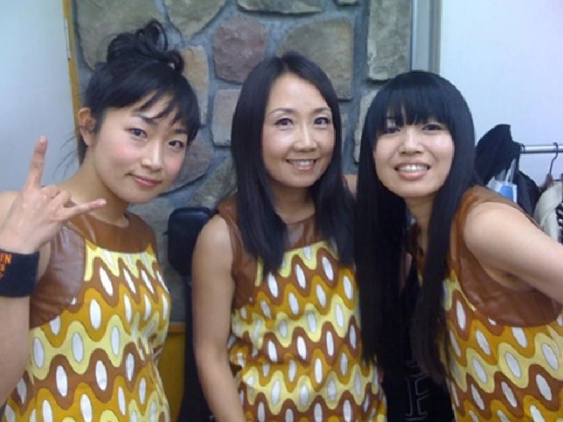 Shonen Knife - Interview