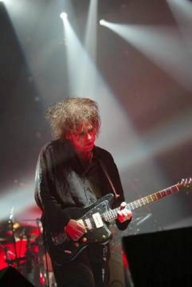 Cure - Hamburg Color Line Arena, 9/11/2002