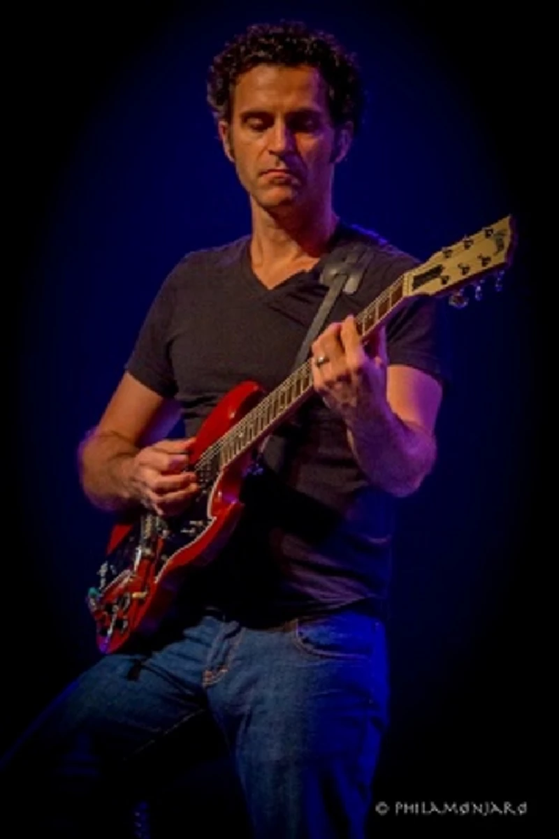 Dweezil Zappa - Chicago Music Exchange, Chicago, 10/10/2013