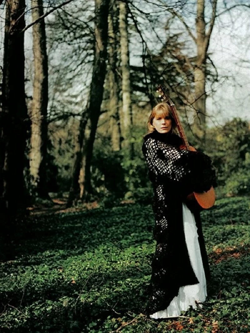 Marianne Faithfull - Interview