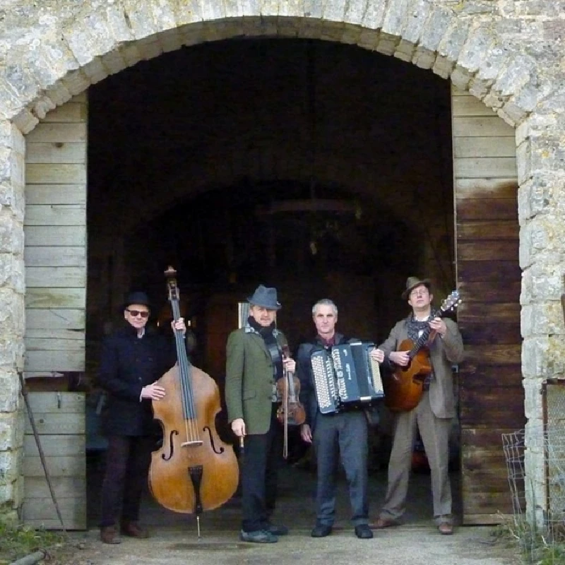 Budapest Cafe Orchestra - Interview