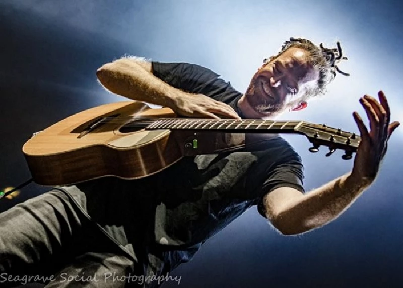 Newton Faulkner - Albert Hall, Manchester, 30/3/2016