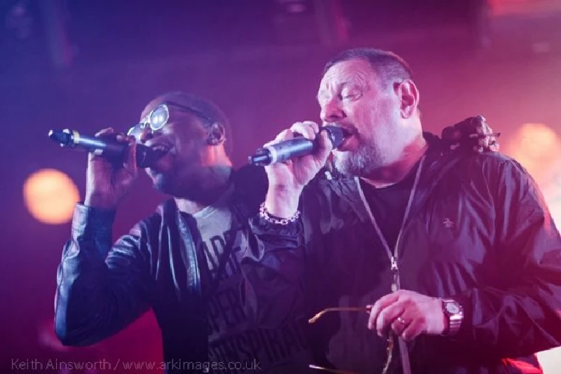 Black Grape - O2 Academy, Liverpool, 17/11/2016