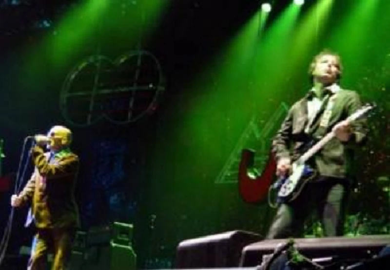 REM - Hammersmith Odeon, London, 19/2/2005