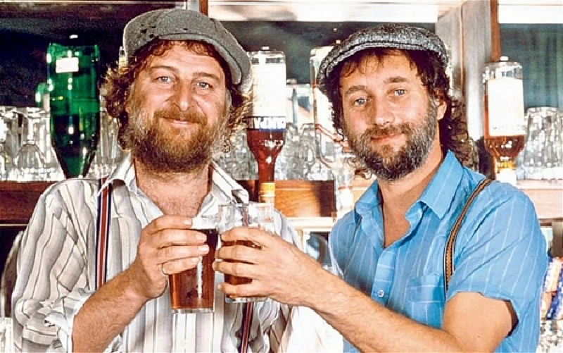 Chas Hodges - 1943-2018