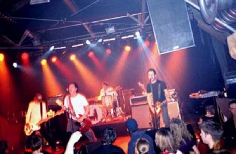 Beatsteaks - Garage, London, 2/4/2004
