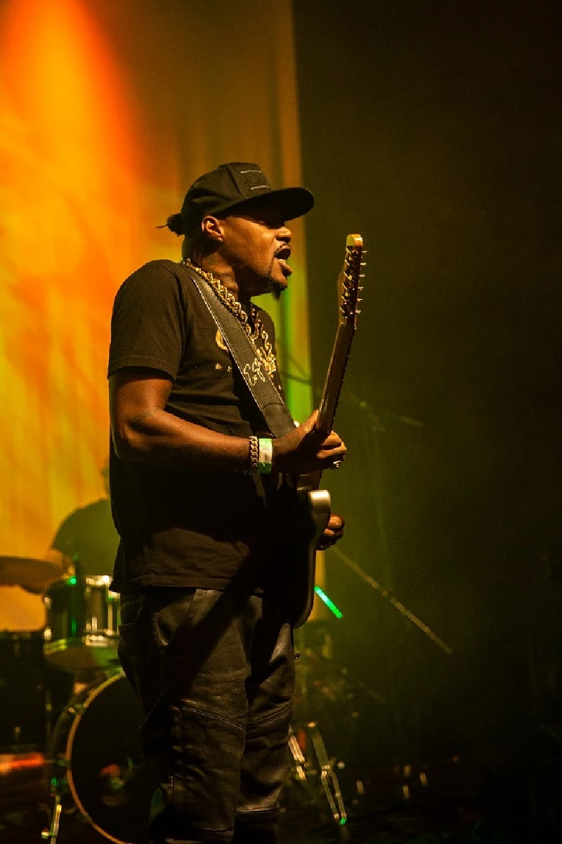 Eric Gales - Photoscapes