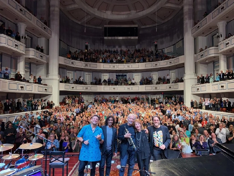 Herb Alpert and Lani Hall - Vic Theatre, Chicago, 16/9/2023