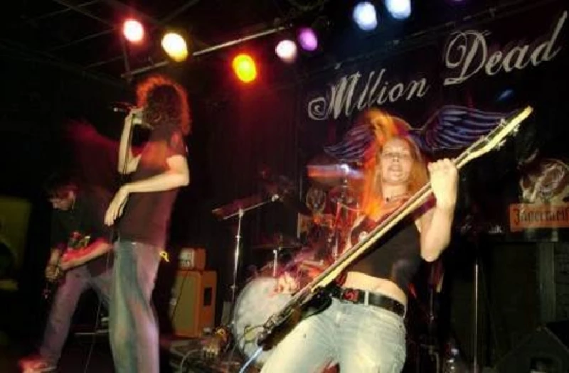 Million Dead - West End Centre, Aldershot, 31/7/2004