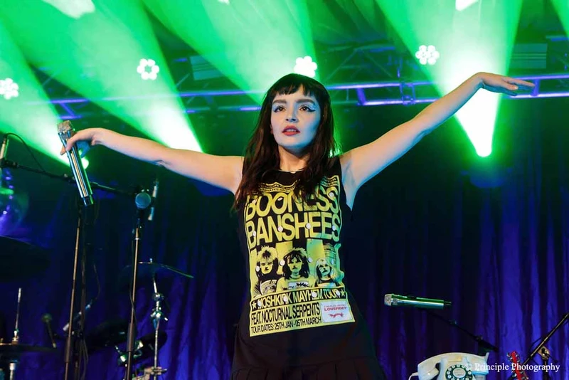Lauren Mayberry - Photoscapes