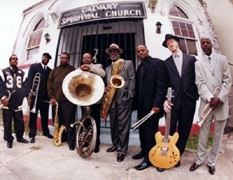 Dirty Dozen Brass Band - My Feet Can't Fail Me Now